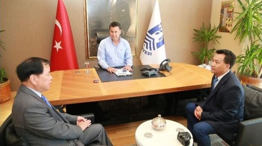 &Ccedil;in Halk Cumhuriyeti İzmir Başkonsolosundan Başkan&rsquo;a Ziyaret