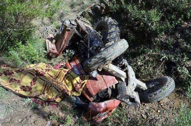 Kullandığı Traktörün Altında Hayatını Kaybetti 1
