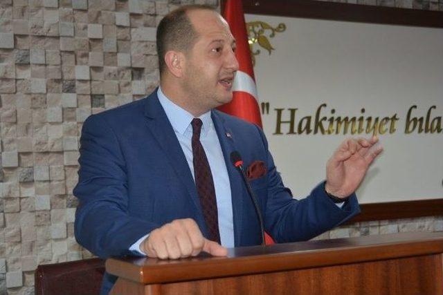 Yunusemre Belediyesi’nde Daire Müdürlerine ‘liderlik’ Semineri