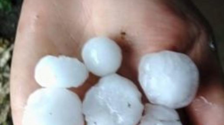 Yenişehir&rsquo;e Dolu Yağdı