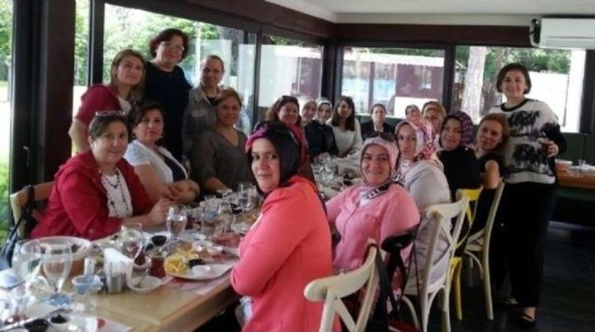 D&uuml;zce İl &Ouml;zel İdaresi Bayanları Kahvaltıda Bir Araya Geldi