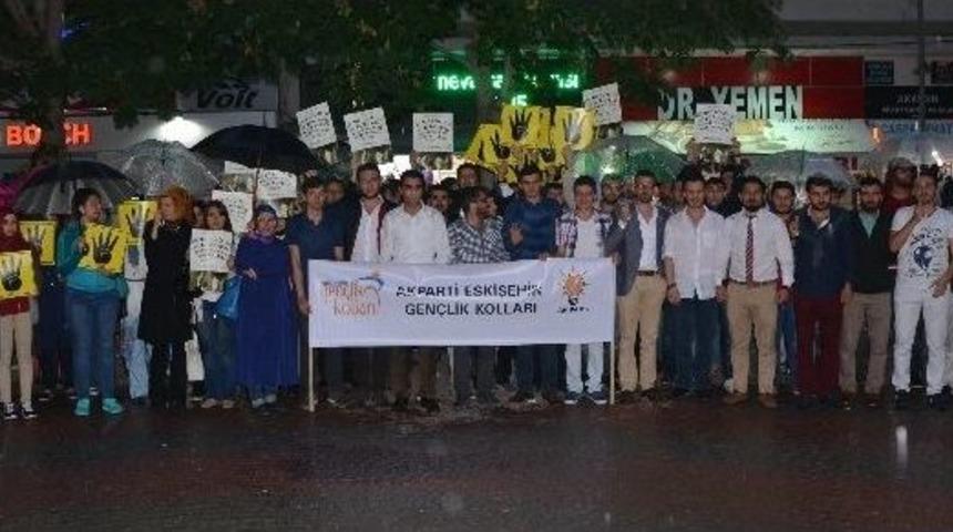 Ak Parti Eskişehir Gençlik Kollarından Mursi’ye Destek