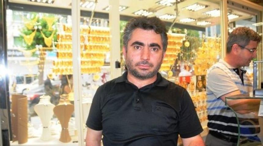 Kuyumcular Ramazan Nedeniyle D&uuml;ğ&uuml;nlerin Ertelenmesinden Dertli