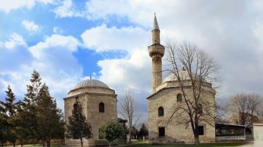 Makedonya&rsquo;da Osmanlı Yadigarı 3 Cami Daha Restore Edilecek