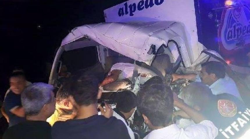 Şırnak İdil'de Zincirleme Kaza: 3 &Ouml;l&uuml;, 5 Yaralı