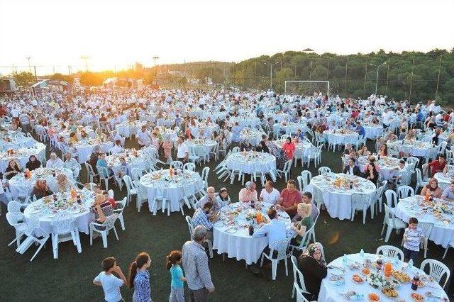 Bu Ramazan Ümraniye’de Sevgi, Saygı Ve Kardeşlik Aynı Sofrada Yaşanacak