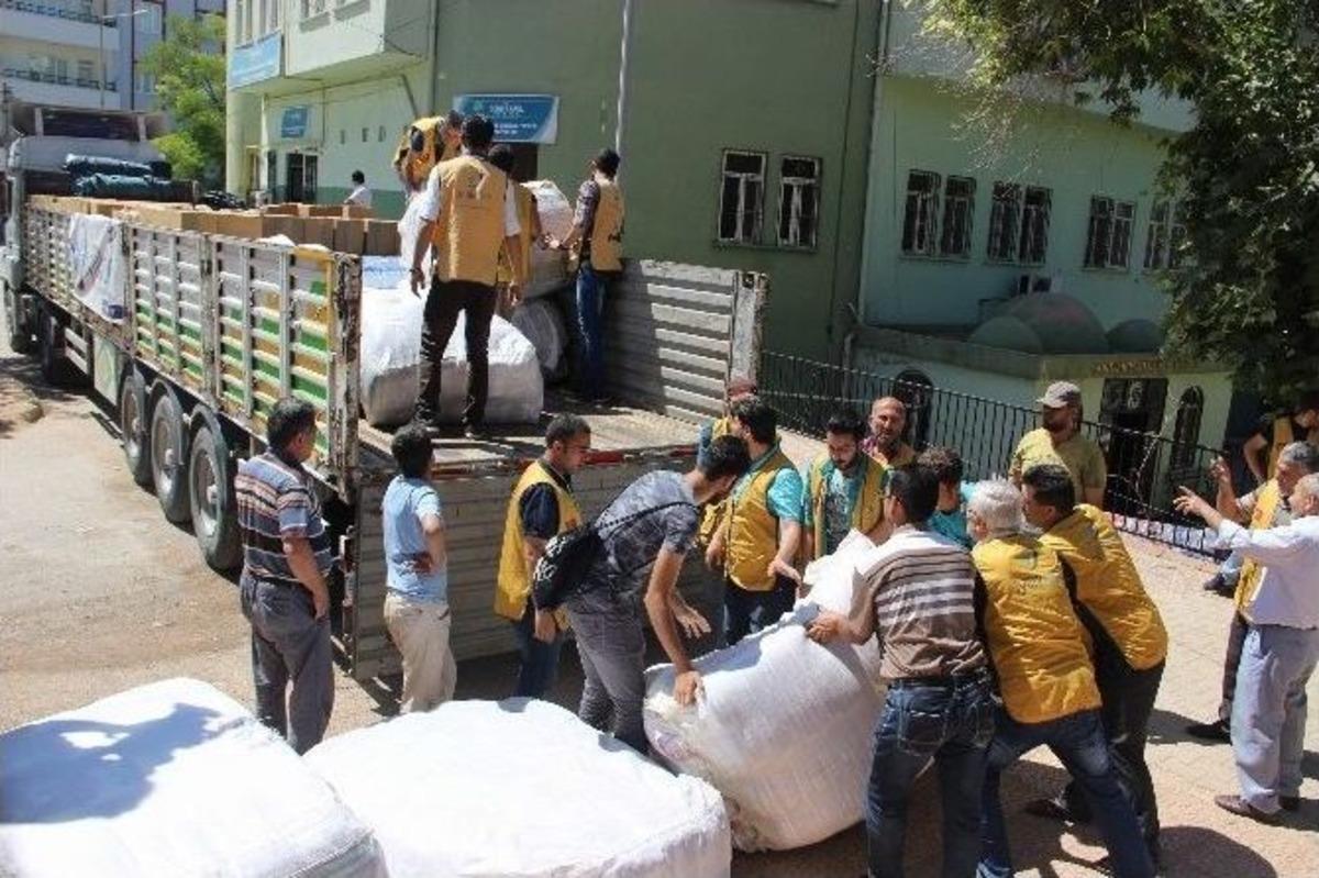 Gaziantep&rsquo;ten Suriye Sınırına Yardım Tır&rsquo;ı G&ouml;nderildi