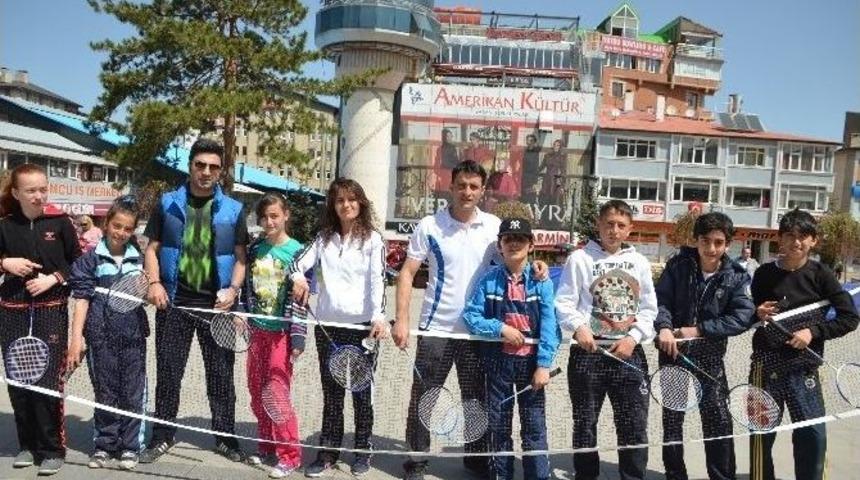 &Ccedil;ocuklarınızı Spora Y&ouml;nlendirin