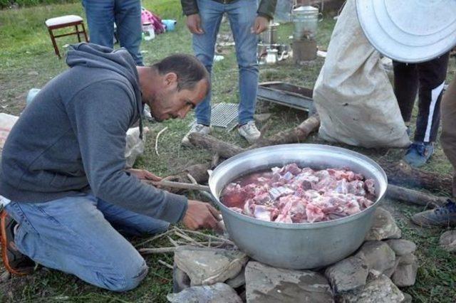 Yüksekova'da Yayla Şenliği