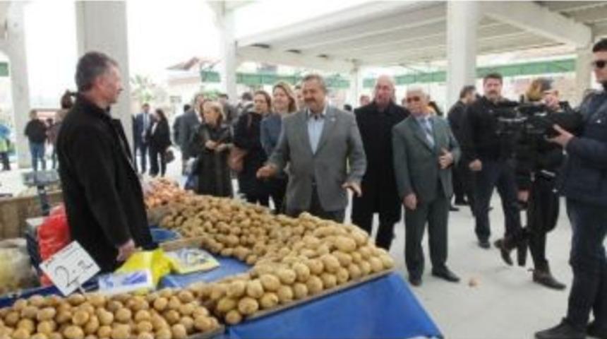 Burhaniye&rsquo;de Yazlık&ccedil;ıya &Ouml;zel Pazar