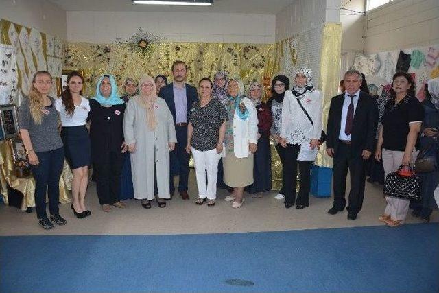 İzmek&rsquo;ten 20 Bin Mezun 1