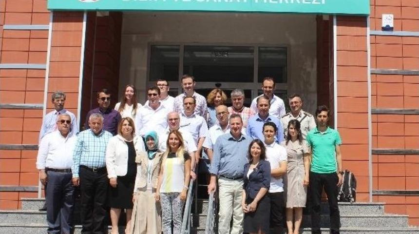 Aydın Ticaret Borsası &Uuml;st&uuml;n Zekalı &Ouml;ğrencilere Sahip &Ccedil;ıkıyor