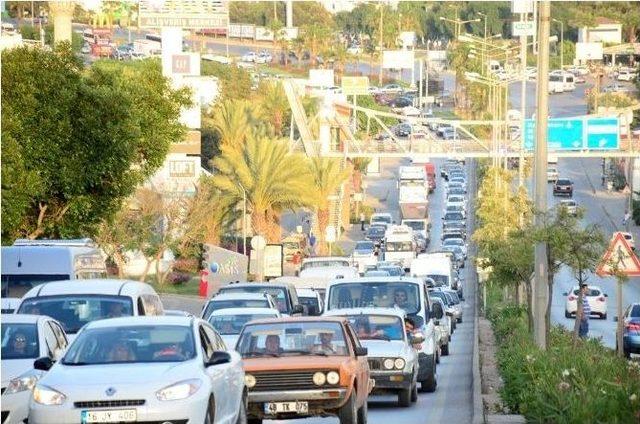 Bodrum’da Trafik Kazası: 2 Yaralı