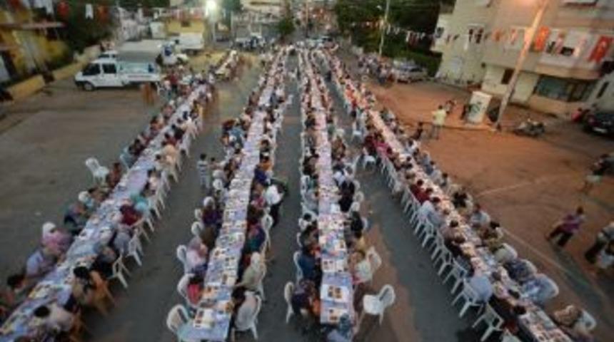 Muratpaşa&rsquo;dan İlk İftar Balbey Ve Y&uuml;ksekalan&rsquo;da