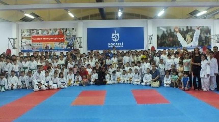 B&uuml;y&uuml;kşehirli Karateciler Kuşak Sınavından Ge&ccedil;ti