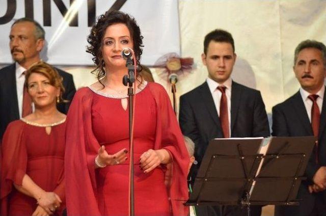 Alaca Belediyesi Tsm Korosu’ndan Muhteşem Konser