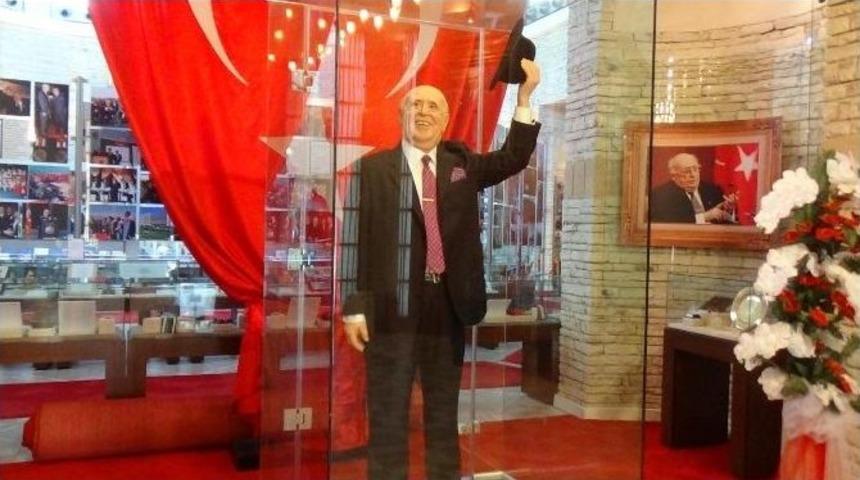 En Son M&uuml;ze A&ccedil;ılışı İ&ccedil;in Gelmişti