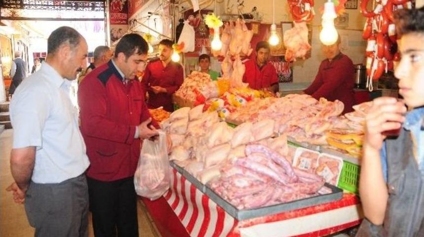 Alım G&uuml;c&uuml; D&uuml;ş&uuml;k Vatandaşın Vazge&ccedil;ilmezi Beyaz Et