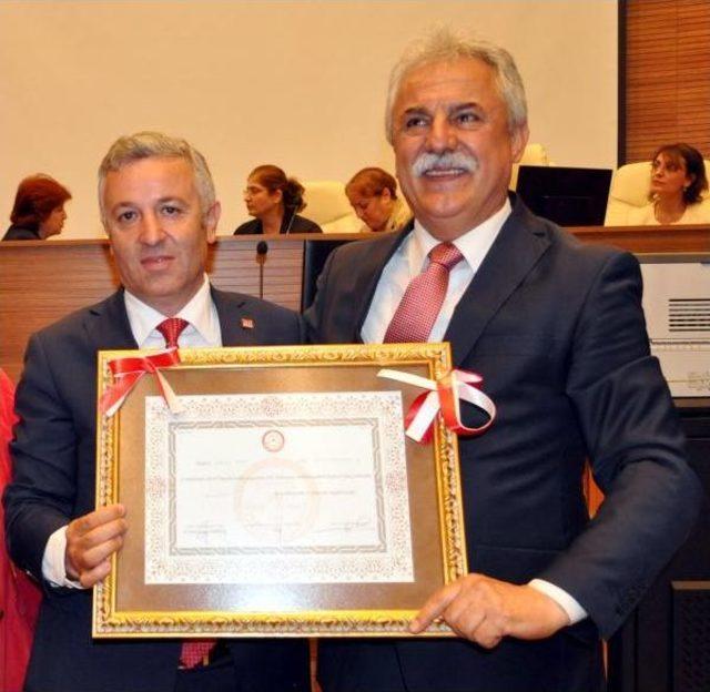 Chp Kayseri Milletvekili Çetin Arık Mazbatasını Aldı