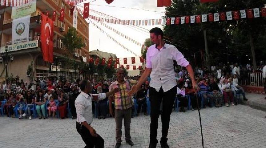 Mardin'de Kiraz Festivali Coşkusu