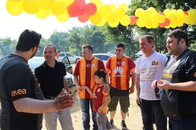 Saraylı Galatasaray Taraftarları Piknikte Buluştu