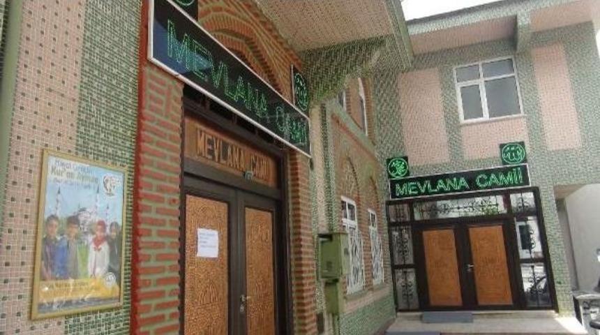 Kendi Elektriğini &Uuml;reten Cami