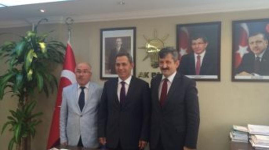 Uysal, İl Başkanı Zeki Tosun&rsquo;u Ziyaret Etti