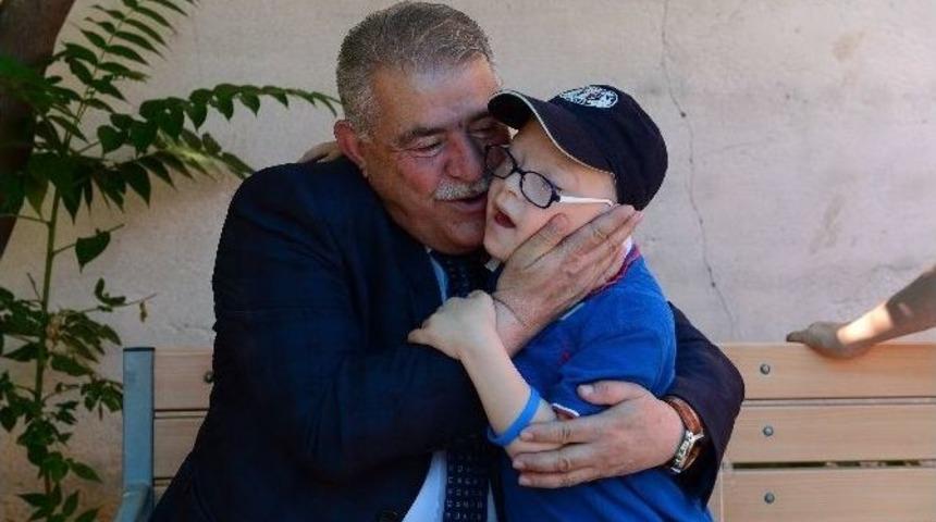 &Ccedil;i&ccedil;ek &Ccedil;ocuklar, Bazlama Şenliğinde Eğlendi