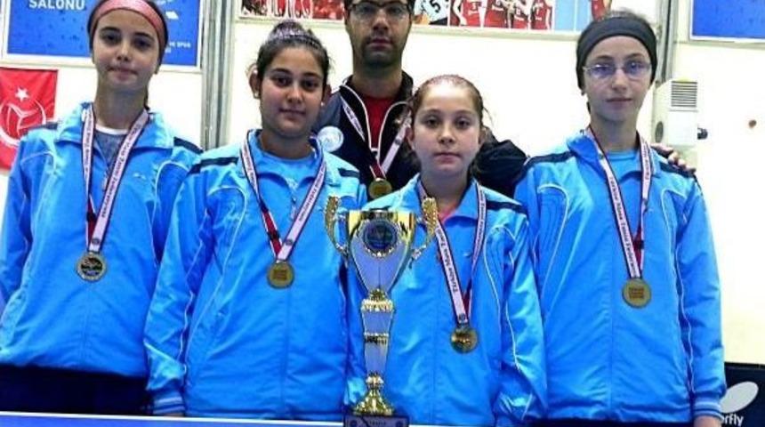 Kayseri Kocasinan Masa Tenisinde T&uuml;rkiye Şampiyonu