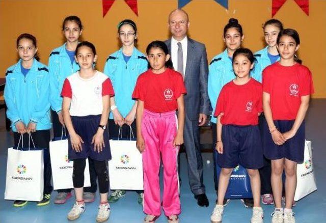 Kayseri Kocasinan Masa Tenisinde Türkiye Şampiyonu
