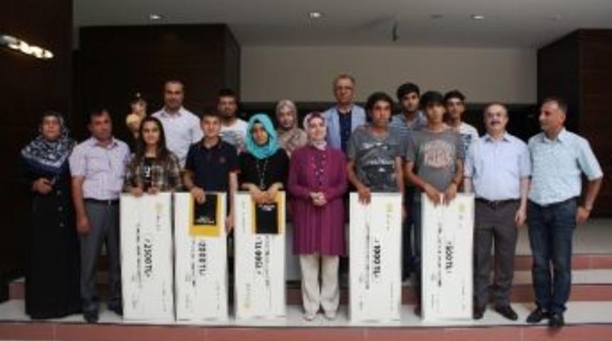 &Ouml;ğrenciler Barışı Resmetti