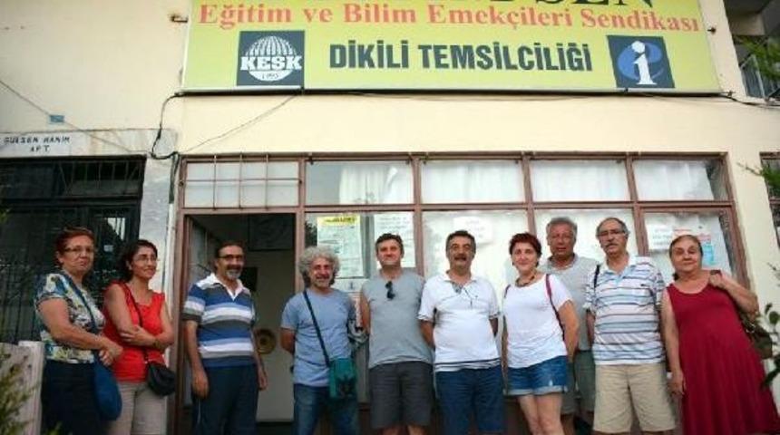 Dikili'de Belediyenin Parktaki 5 Ağacı Kesmesine Tepki