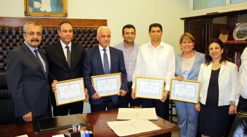 Chp&rsquo;li Milletvekilleri Mazbatalarını Aldı