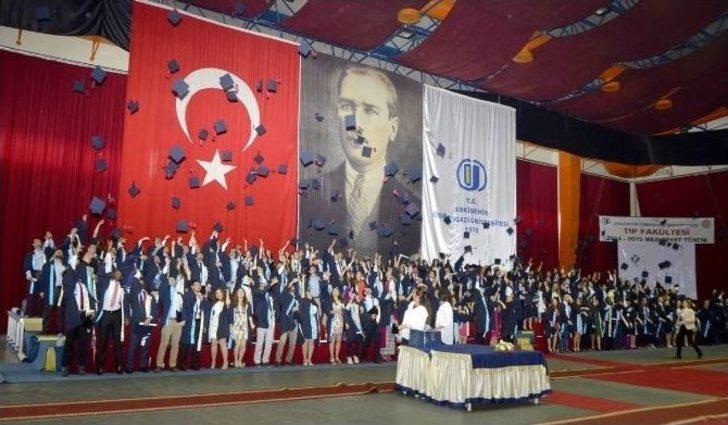 Esogü 2014-2015 Öğretim Yılı Mezuniyet Törenleri Tıp Fakültesi İle Sona Erdi G1