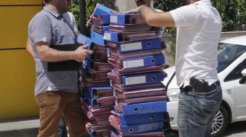 Adliyeye Taşınan Su&ccedil; Dosyaları Ortalığa Sa&ccedil;ıldı