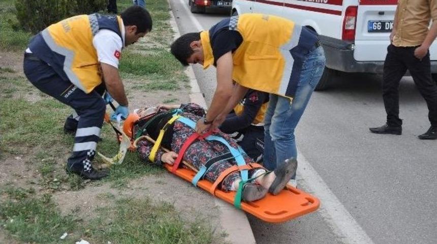 Yozgat&rsquo;ta Trafik Kazası: 4 Yaralı