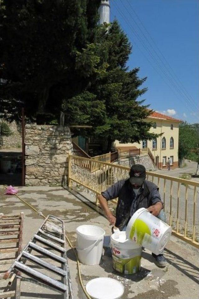 İbradı Belediyesi’nden Camilerde Bakım Ve Onarım