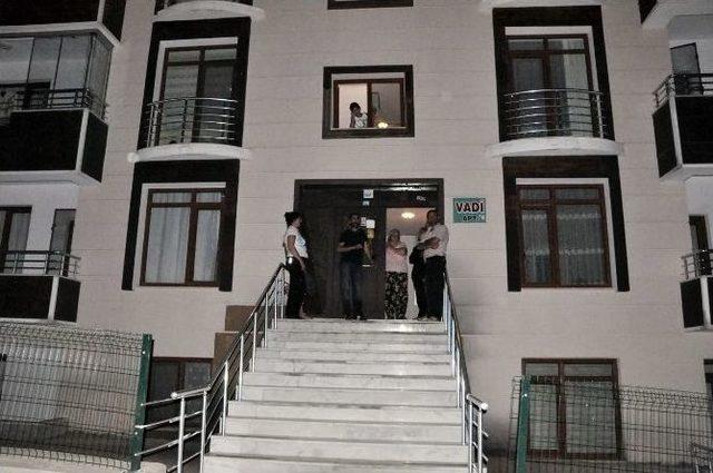 Apartmanda Işid Tedirginliği