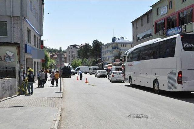 Kentin En İşlek Caddesinde Unutulan Bavul Paniğe Neden Oldu 3