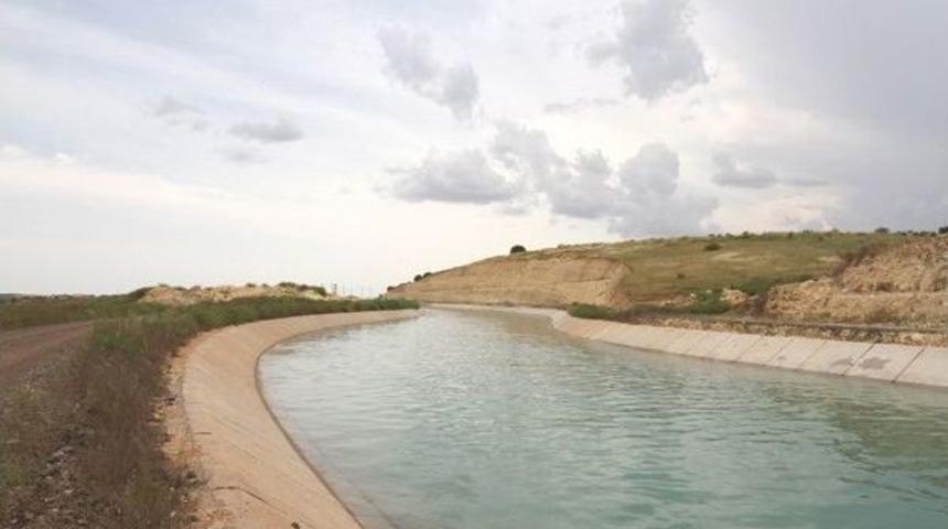 D&uuml;nyanın 5. B&uuml;y&uuml;k Sulama T&uuml;neli&rsquo;nden Suru&ccedil; Ovası&rsquo;na Adeta Bir Nehir Akıyor