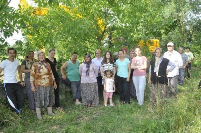 Kocaeli nin Sebze Deposu Bayraktar da Seraları Sel Vurdu 3