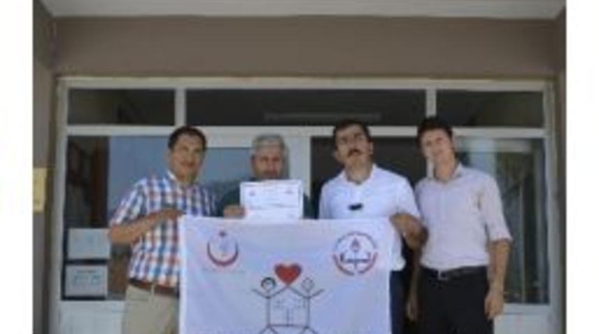 Seydikemer&rsquo;de Beyaz Bayraklar Teslim Edildi