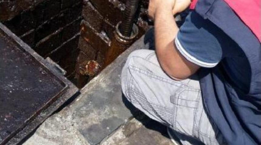 Diyarbakır'da 7 Bin 410 Litre Ka&ccedil;ak Akaryakıt Ele Ge&ccedil;irildi