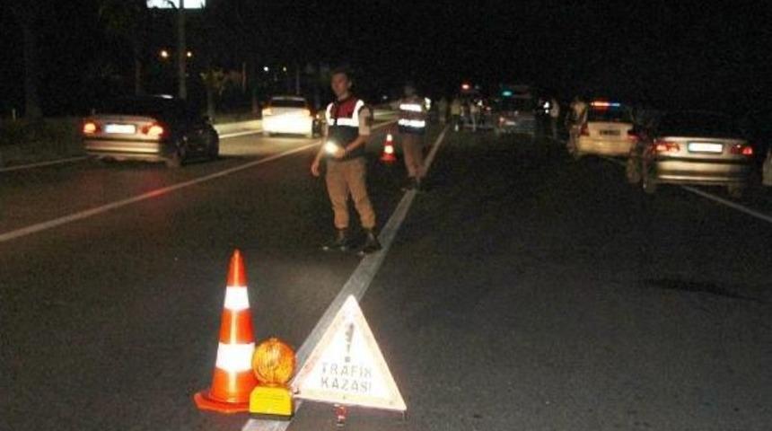 İş D&ouml;n&uuml;ş&uuml; Motosiklet &Ccedil;arpan Kız Yaşamını Yitirdi