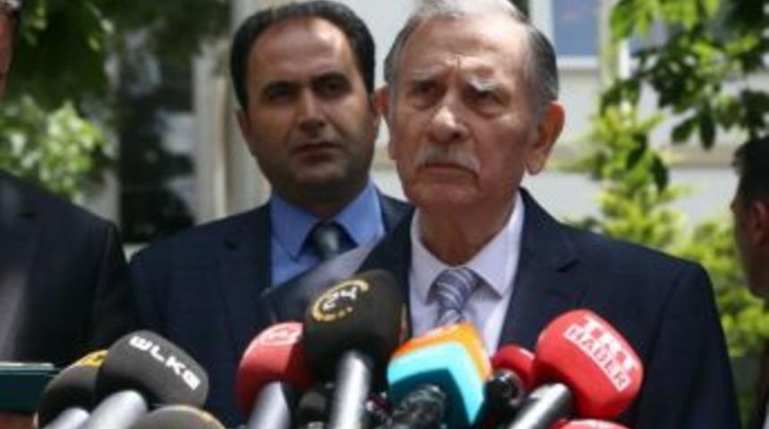 Yıldırım Akbulut: Demirel &Ccedil;ok Sıkıntılı D&ouml;nemler Yaşamasına Rağmen Metanetini Hi&ccedil; Yitirmemiştir