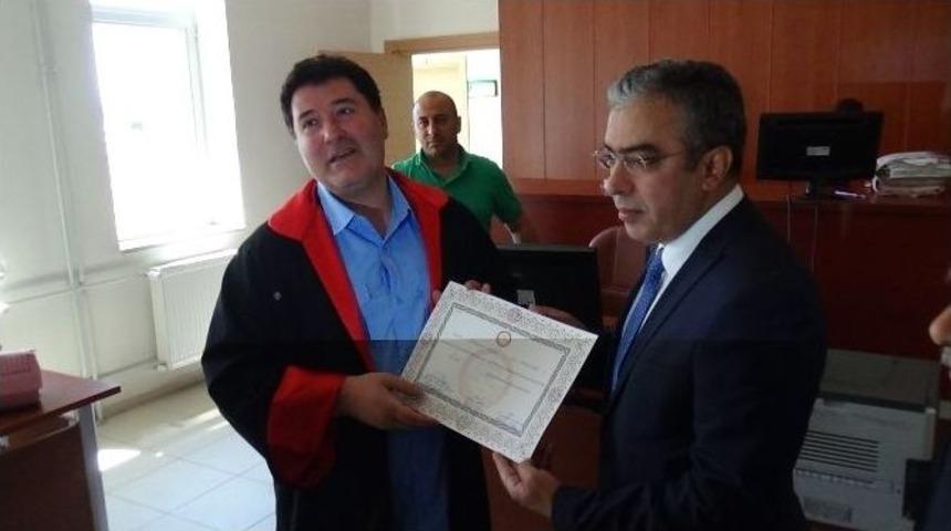 Ak Parti Kars Milletvekili U&ccedil;um Mazbatasını Aldı