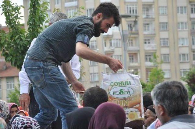 10 Kiloluk Un Alabilmek Muhtarlığa Akın Ettiler