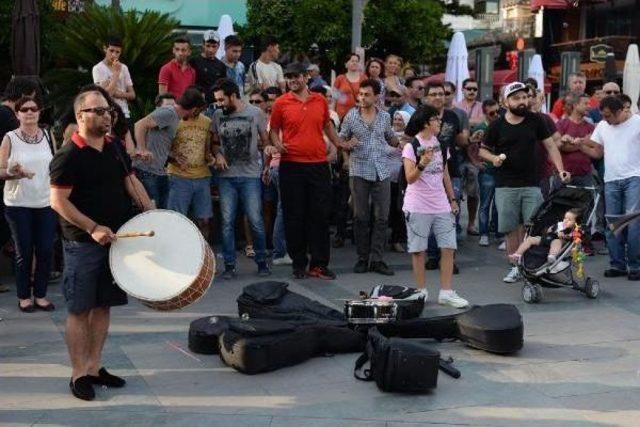 Müzik Yasağına Davullu - Zurnalı Tepki