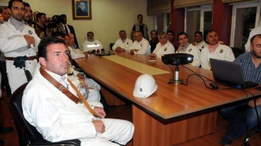 Bakan Yıldız, Ilk Iftarı Maden Ocağında Iş&ccedil;ilerle Yaptı