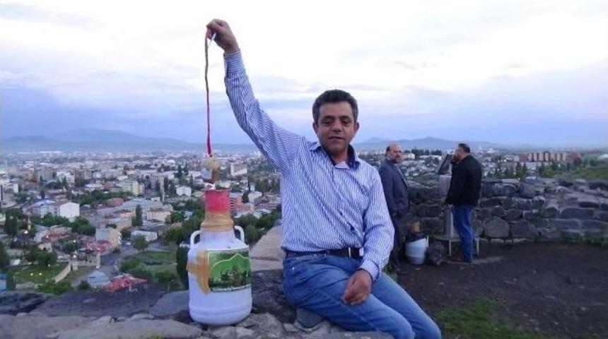 Ramazan&rsquo;ın İlk İftar Topu Tarihi Kars Kalesi&rsquo;nden Atıldı